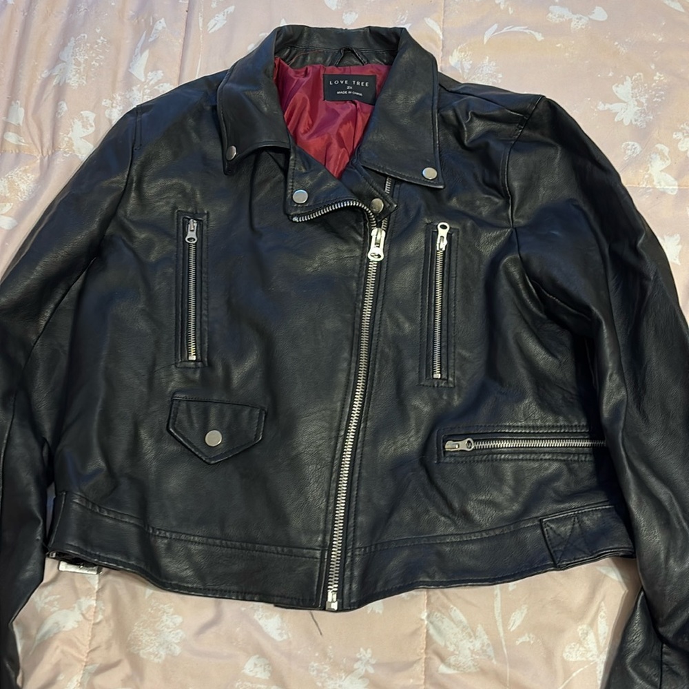 Faux Leather Moto Jacket Love Tree size 2X like new!